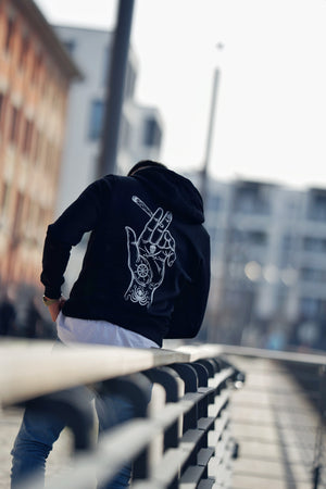 El Capitan higher hand hoodie black